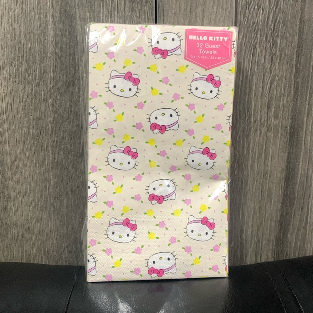 Sanrio Hello Kitty Spring Floral Set of 32 Guest Towels Napkins New In Package